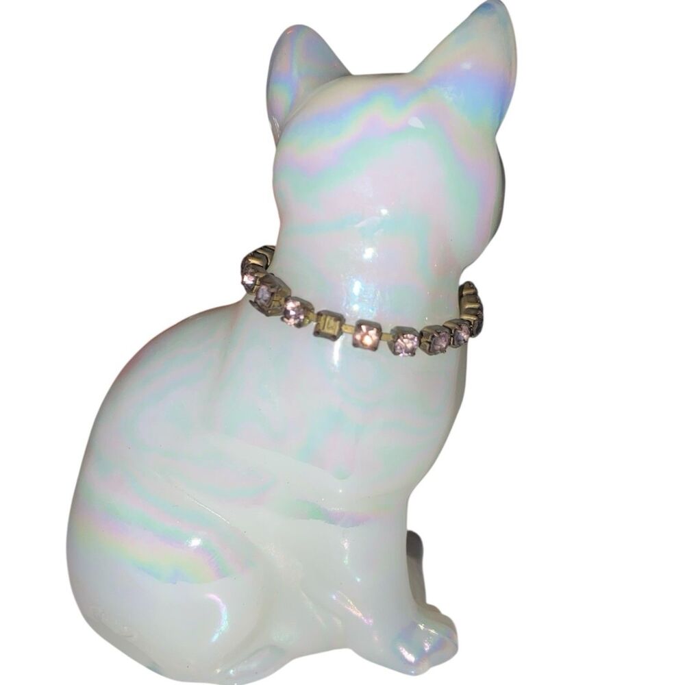 Fenton Opalescent Cat Figurine with  Purple Collar Signed Hand Painted - Picture 2 of 4